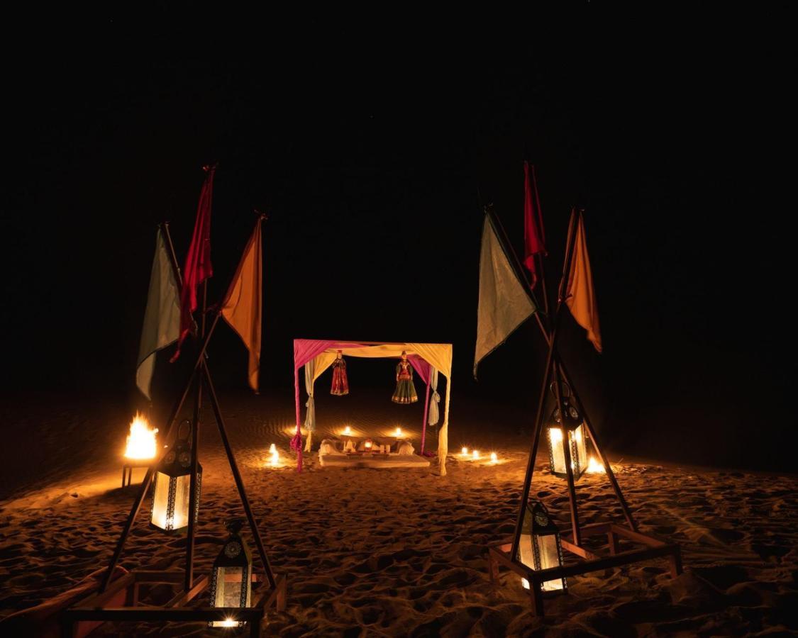 Sunny Desert Camp Kūri 外观 照片