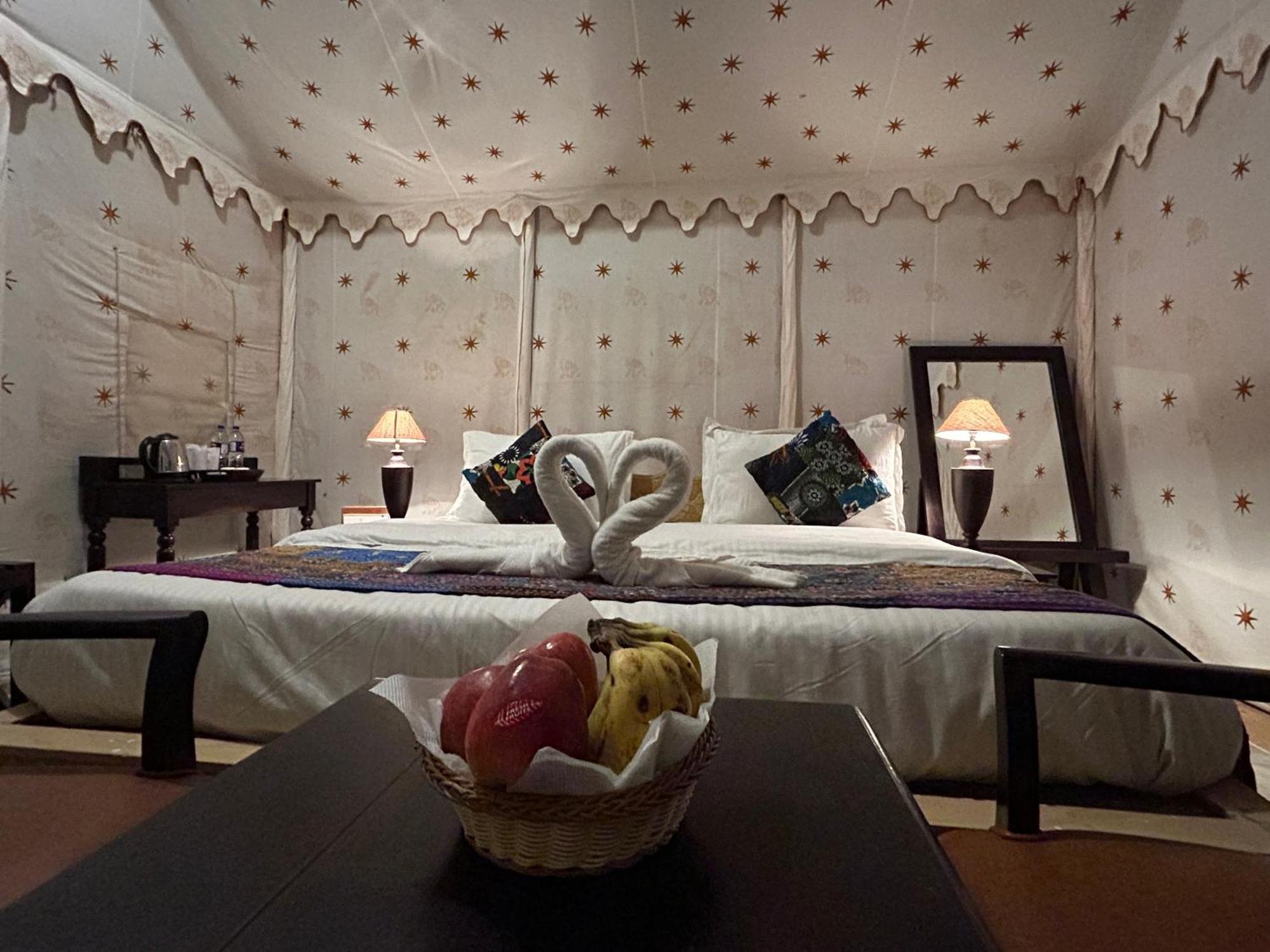 Sunny Desert Camp Kūri 外观 照片