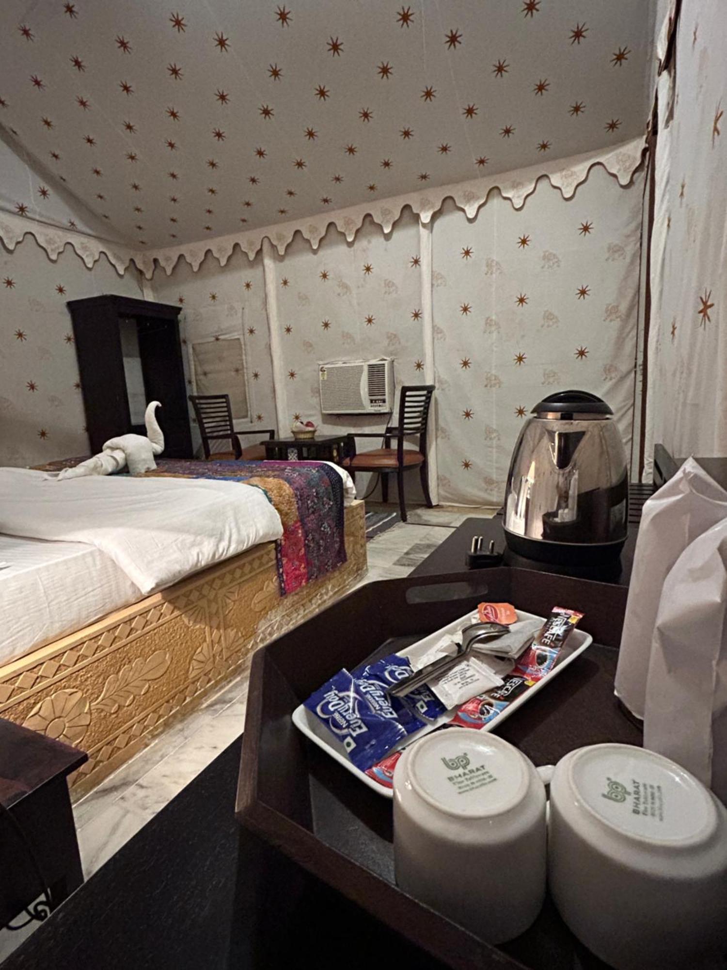 Sunny Desert Camp Kūri 外观 照片